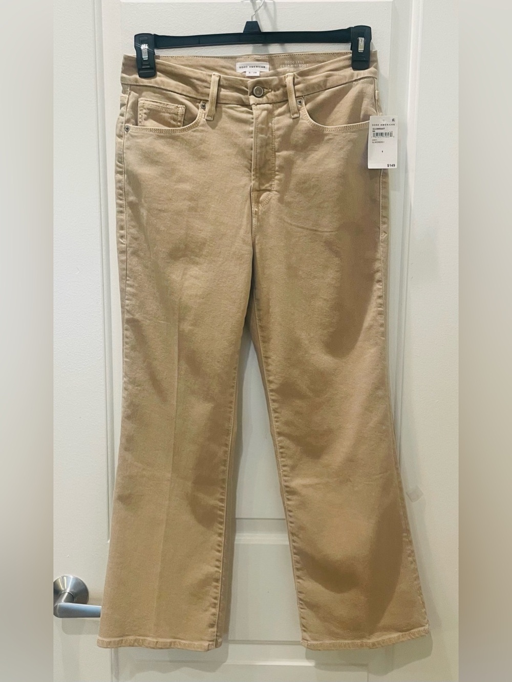 NEW…Good American Good Legs Crop Jeans - Picture 3 of 5